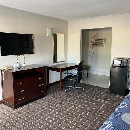 New Budget Inn Eaton Exteriör bild